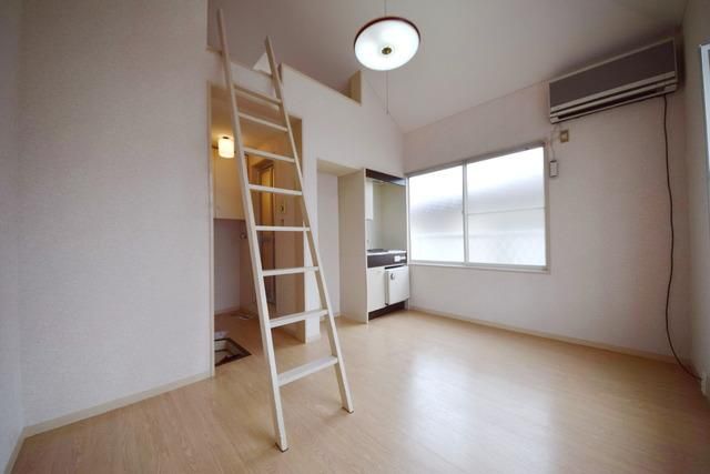 居室・リビング　洋室