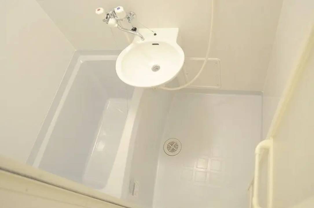 バス・シャワールーム　浴室