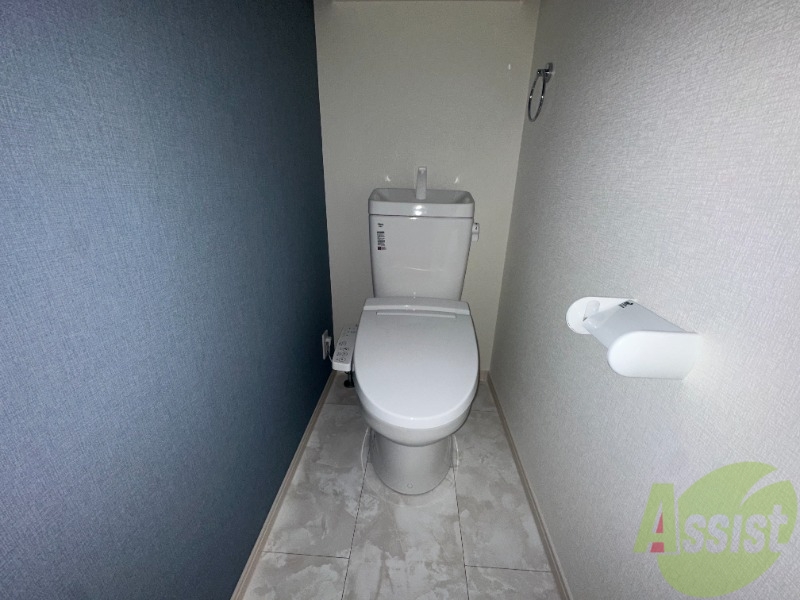 トイレ　トイレは温水洗浄便座なので寒い冬でも安心ですね。