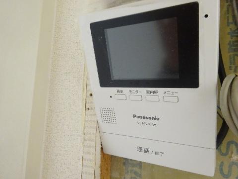 ラジュニール春日丘　セキュリティ　ＴＶモニターホン