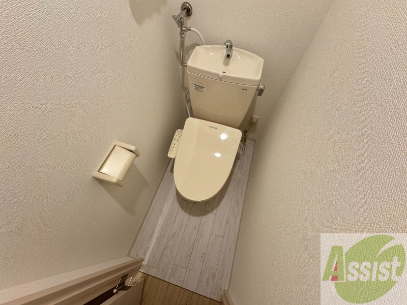 トイレ　トイレです。ウォシュレット付を探している方、おすすめです！