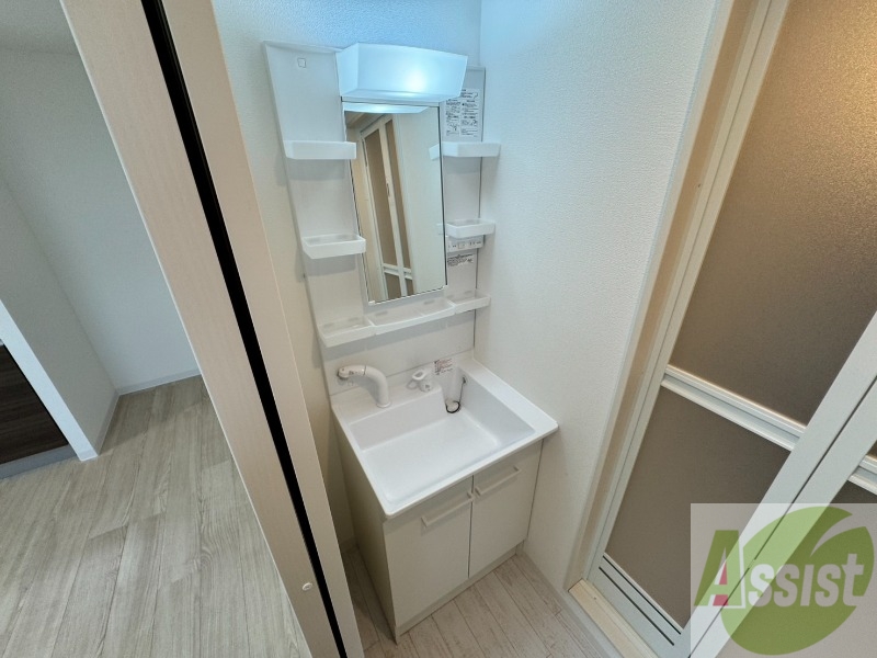 洗面設備　シャンプードレッサーで身支度もラクラクです！