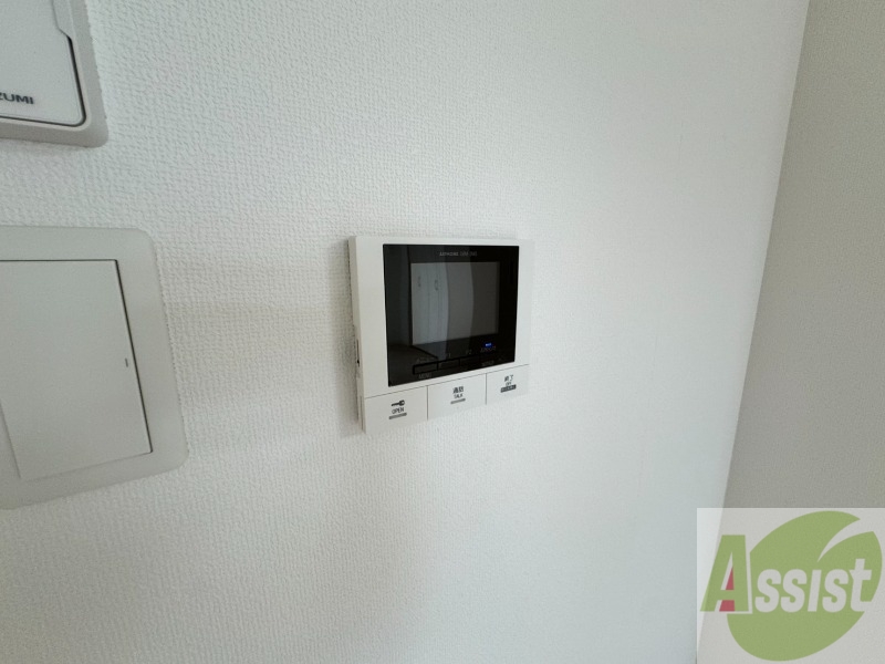 セキュリティ　ＴＶモニター付インターホンです。来客者の顔が見えるので安心！