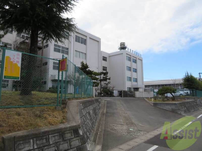 小学校　仙台市立南光台東小学校（小学校）まで833m