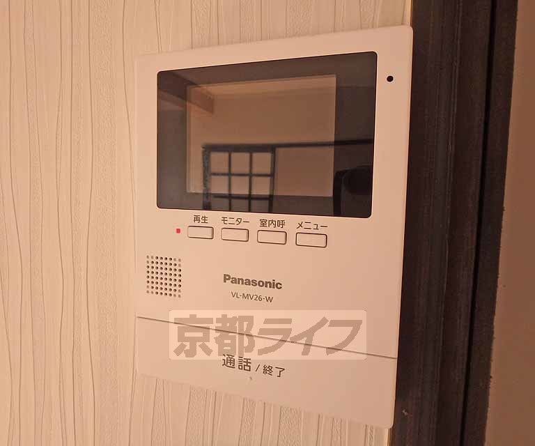 セキュリティ　モニターで来客確認できるので安心です。