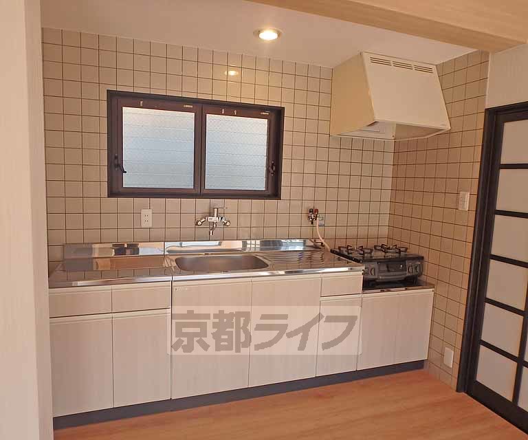 キッチン　ワイドなキッチンです。