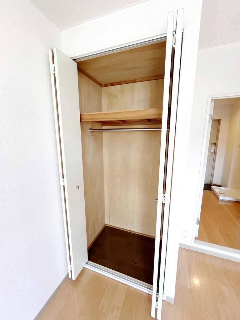 収納　同建物別号室参考写真です