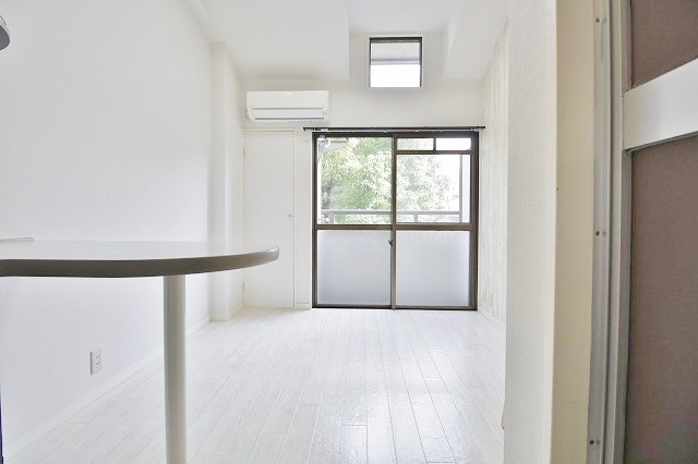 セキュリティ　洋室