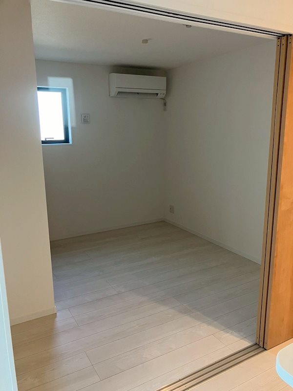 玄関　※別号室参考写真