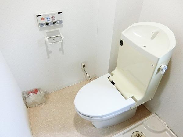 トイレ　ウォシュレット！