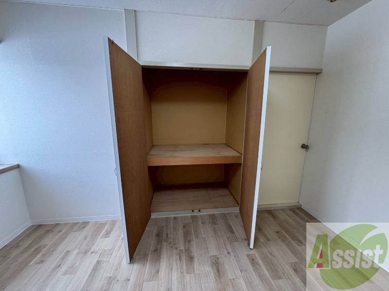 収納　こちらは収納です。物をしまう事ができますね！