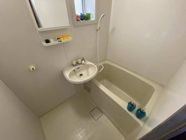 バス・シャワールーム　お風呂です