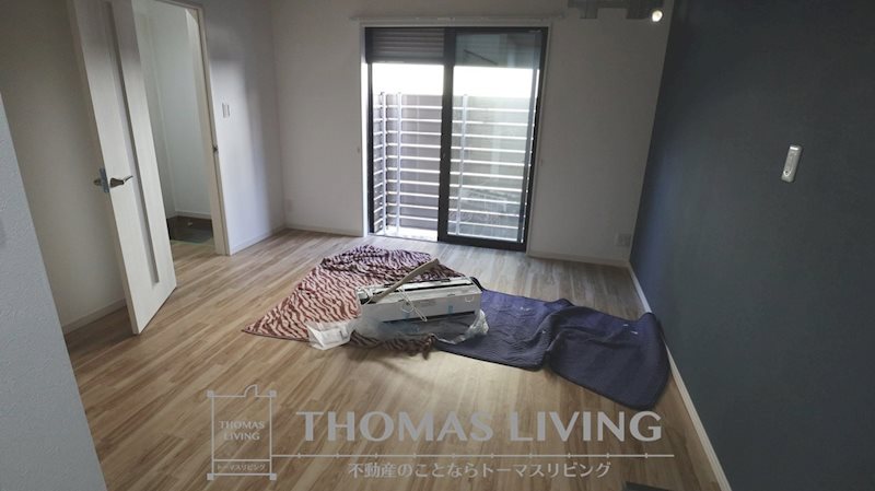 居室・リビング　工事中の写真です。