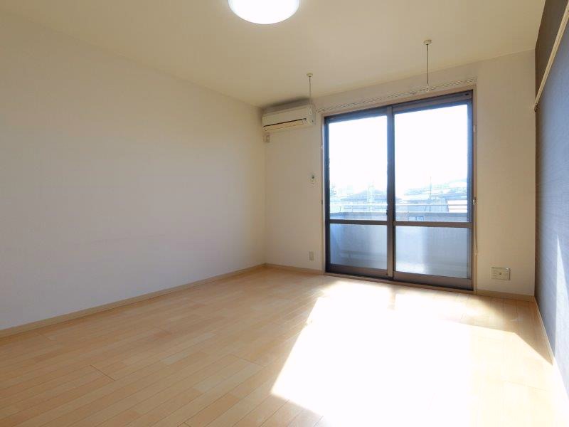 居室・リビング　図面と現状に相違がある場合には現状を優先