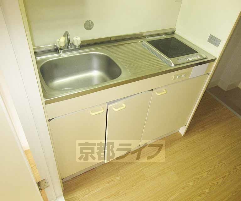 キッチン　キレイなキッチン！