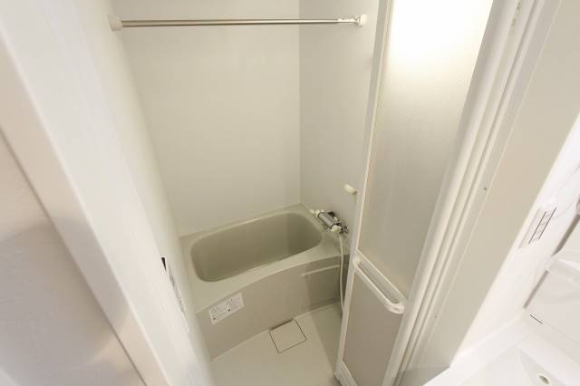 バス・シャワールーム　１０１号室撮影。