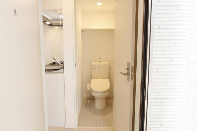 トイレ　１０５号室撮影。