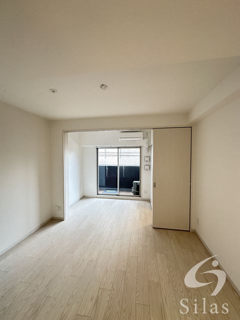 居室・リビング　同仕様