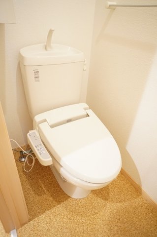 トイレ　シンプルで使いやすいトイレです