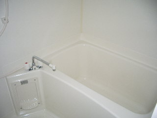 バス・シャワールーム　ゆったりお風呂です！