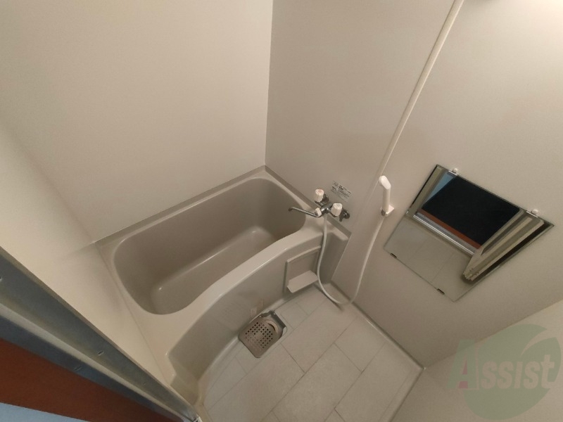 バス・シャワールーム　お風呂です。ゆっくりお風呂につかるのも体に良いですね～