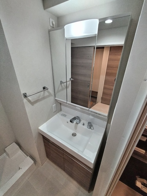 ロビー　オートロック付きのエントランス