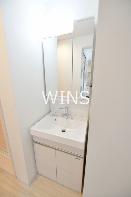 洗面設備　※部屋参考写真です