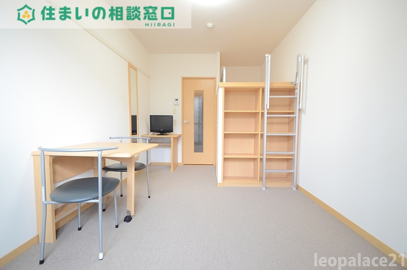 居室・リビング　同タイプ物件の写真です。