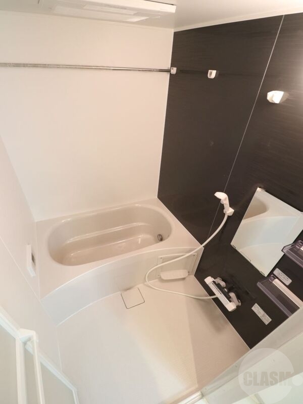 バス・シャワールーム　浴室乾燥機能付き