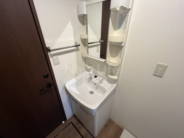 洗面設備　シャンブル ドゥ エスポワール