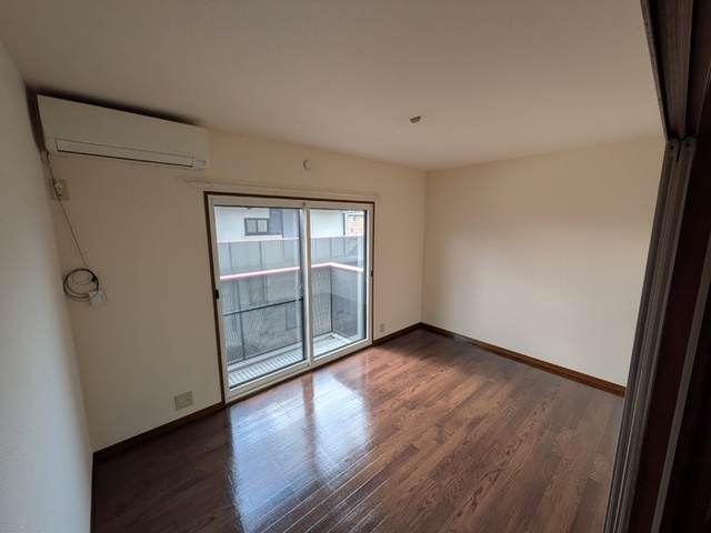 居室・リビング　５．７帖洋室