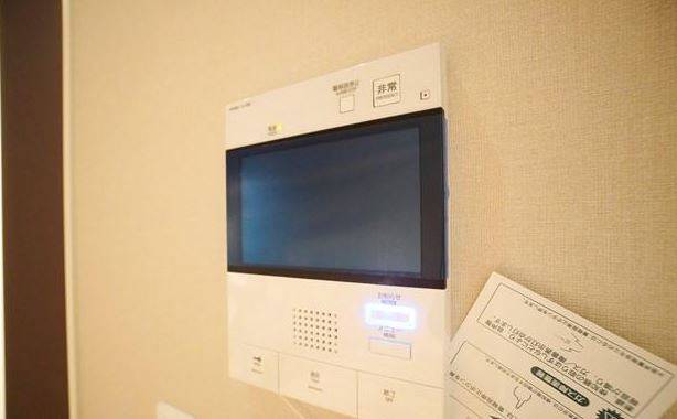 セキュリティ　モニター付きインターホンで安心です。