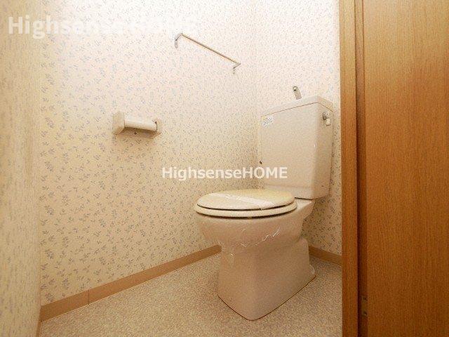 トイレ　ゆったりとした空間のトイレです