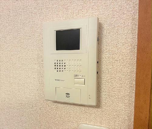 セキュリティ　モニター付きインターホン