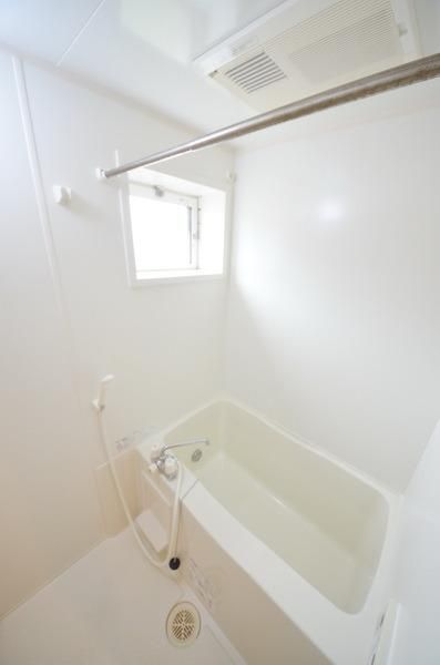 バス・シャワールーム　☆追焚き、浴室乾燥機つき☆