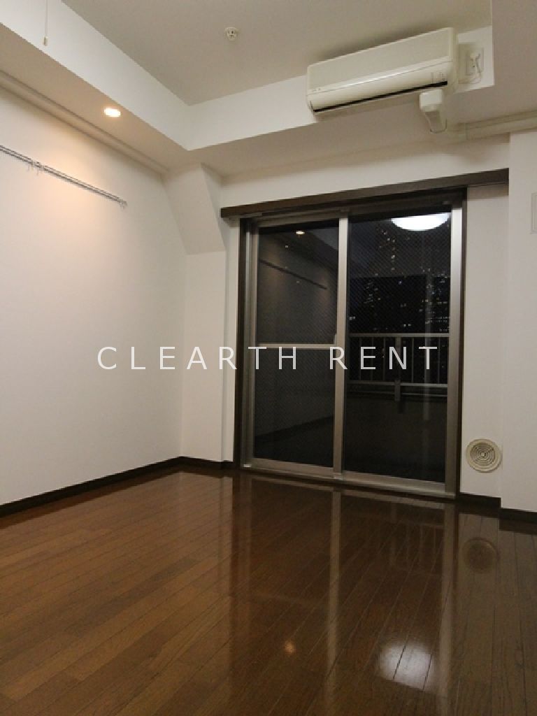 居室・リビング　6.2帖のフローリング居室