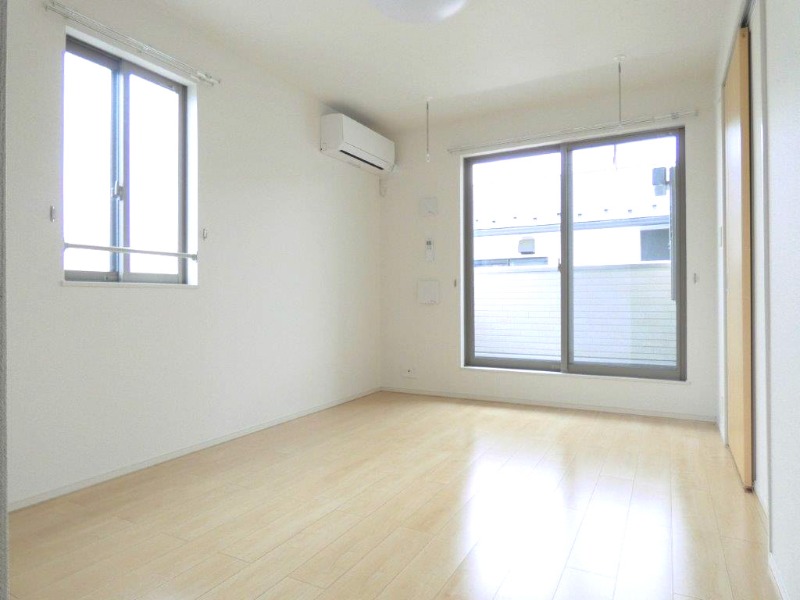 居室・リビング　図面と現状に相違がある場合には現状を優先