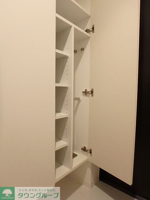 収納　◆シューズクローゼット◆