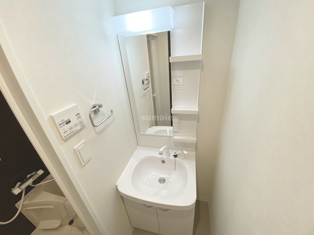 洗面設備　人気の独立洗面台！