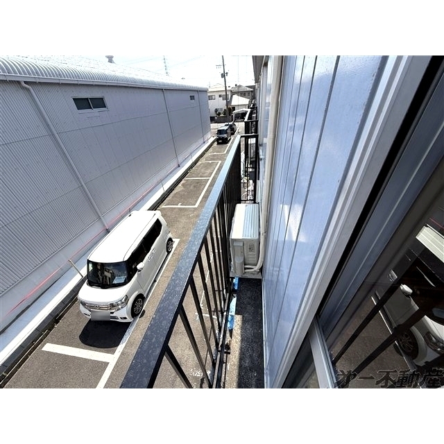 バルコニー　サービスバルコニー