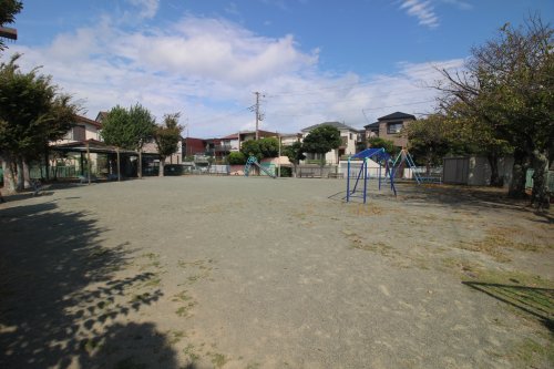 公園　久里浜台2丁目公園（公園）まで180m