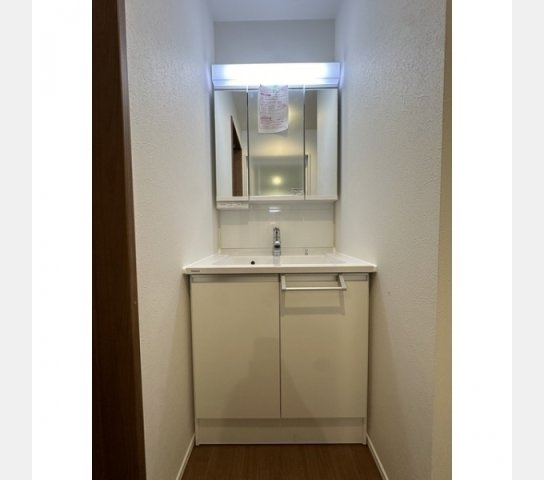 洗面設備　洗面設備