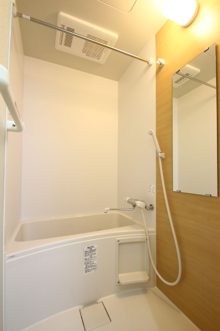 バス・シャワールーム　浴室