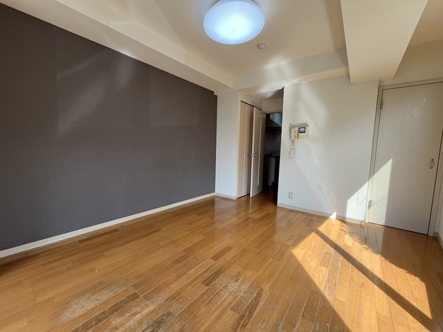 居室・リビング　別部屋参考写真です