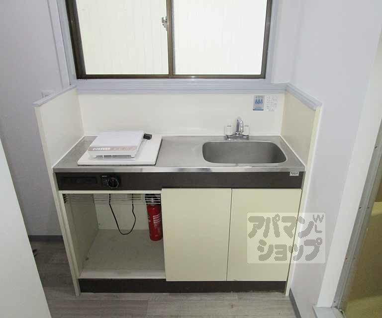 キッチン　１０４号室の写真です。