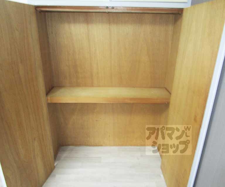 収納　１０４号室の写真です。