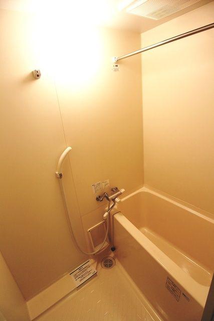 バス・シャワールーム　バス