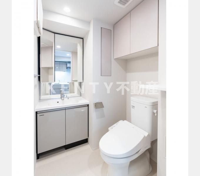 トイレ　シンプルで使いやすいトイレです