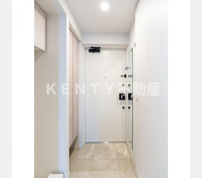 玄関　落ち着いた玄関です