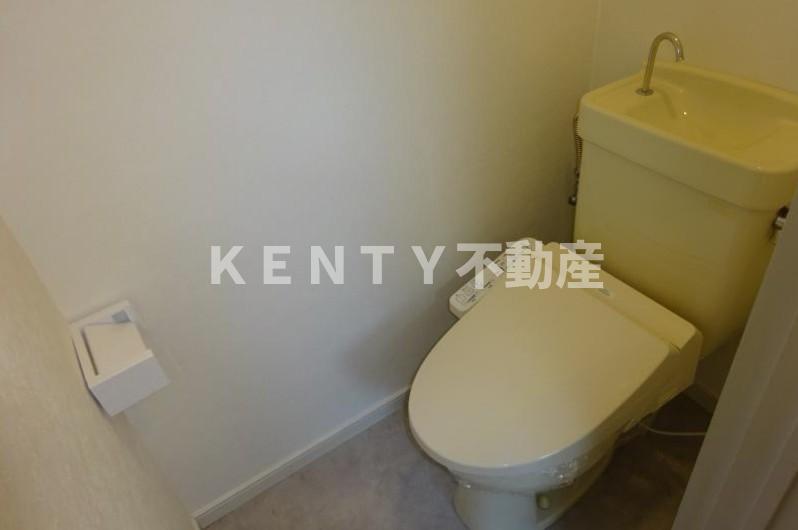 トイレ　清潔感のあるトイレです